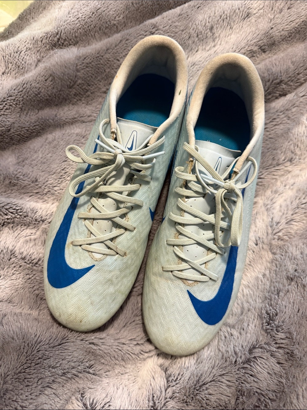 Nike Women’s Athletic Soccer Cleats